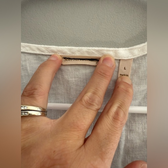 Soft Surroundings Fiesta Embroidered Tunic Top Womens SZ L Floral Boho Linen - Picture 2 of 10